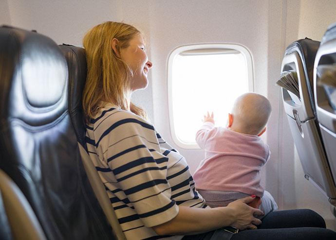 flying with infant on lap united