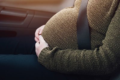 is seat belt bad for pregnancy